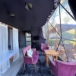 Kemping Me-ga Glamping *