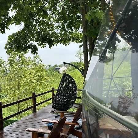 Kemping Me-ga Glamping *