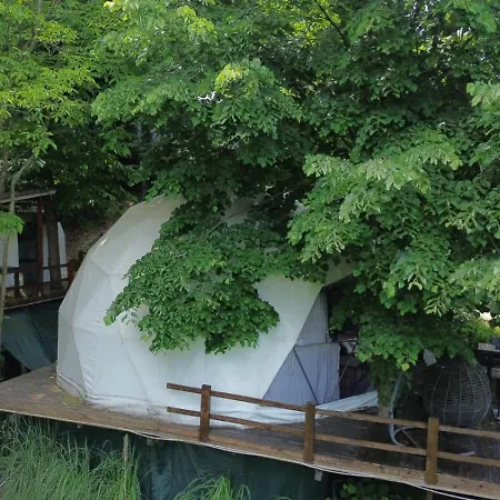 Campsite Me-ga Glamping